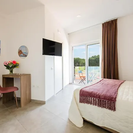 La Maison Du Flavien * Nápoles