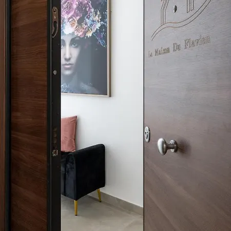 La Maison Du Flavien Apartment *